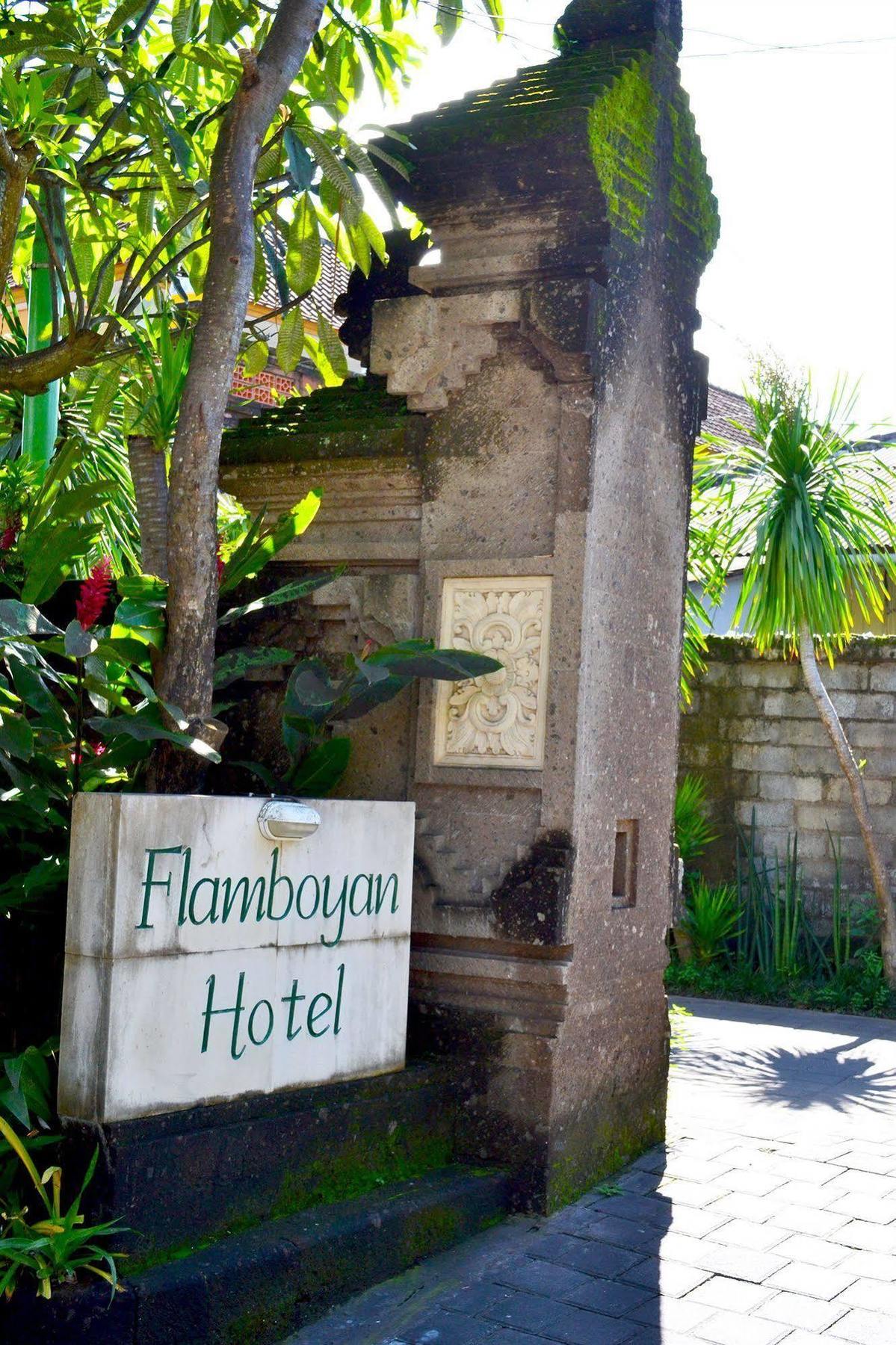 Flamboyan Hotel Кута Экстерьер фото